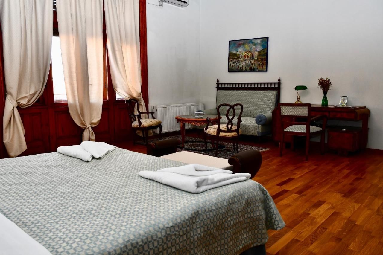 Отели типа «постель и завтрак» GB Apartments - 'Bohus Palace Panoramic' Арад-19