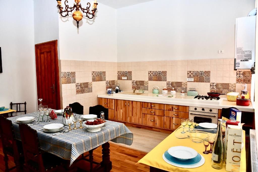 Отели типа «постель и завтрак» GB Apartments - 'Bohus Palace Panoramic' Арад-35